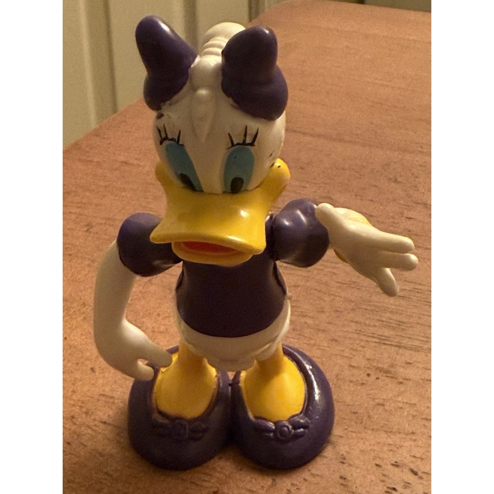 Daisy Duck Disney 3" Vintage PVC Toy Figure Collectible
